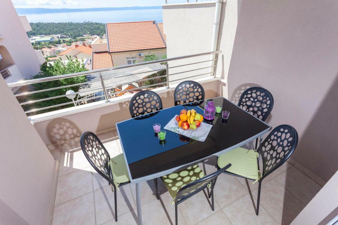 Apartments Dora Makarska Exterior foto